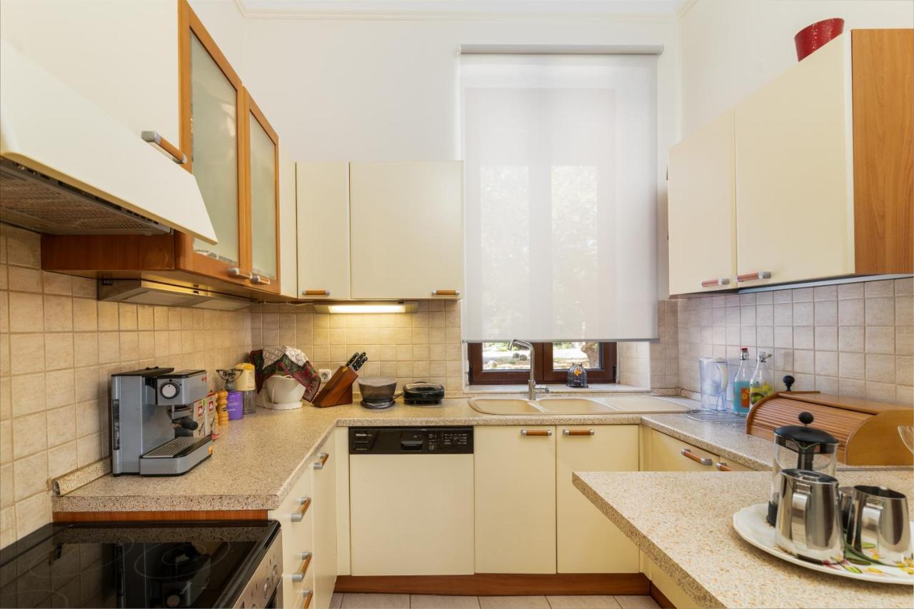 La Casa Di Efi Apartment *